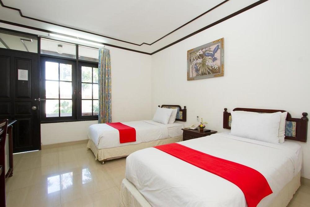 Hotel Oranjje Denpasar Exteriör bild