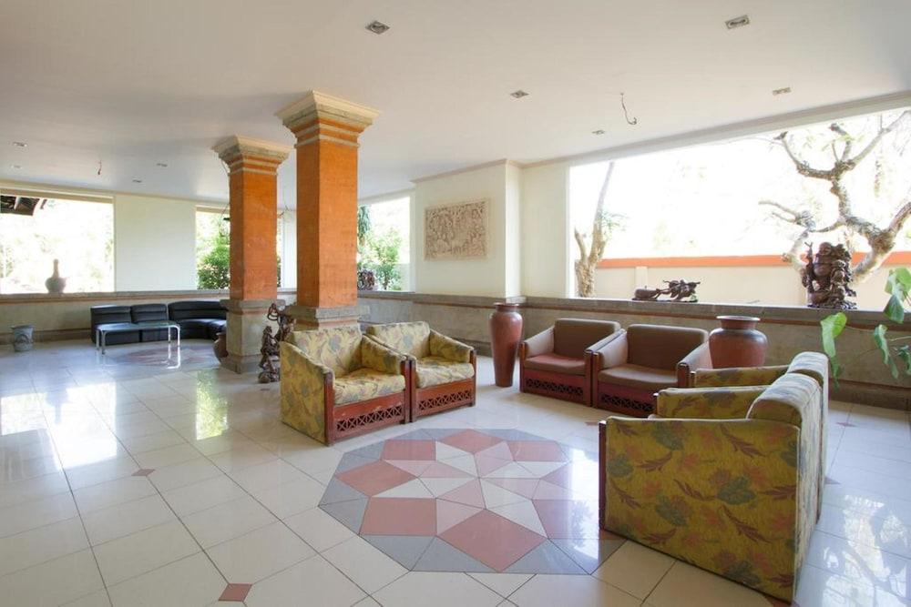 Hotel Oranjje Denpasar Exteriör bild