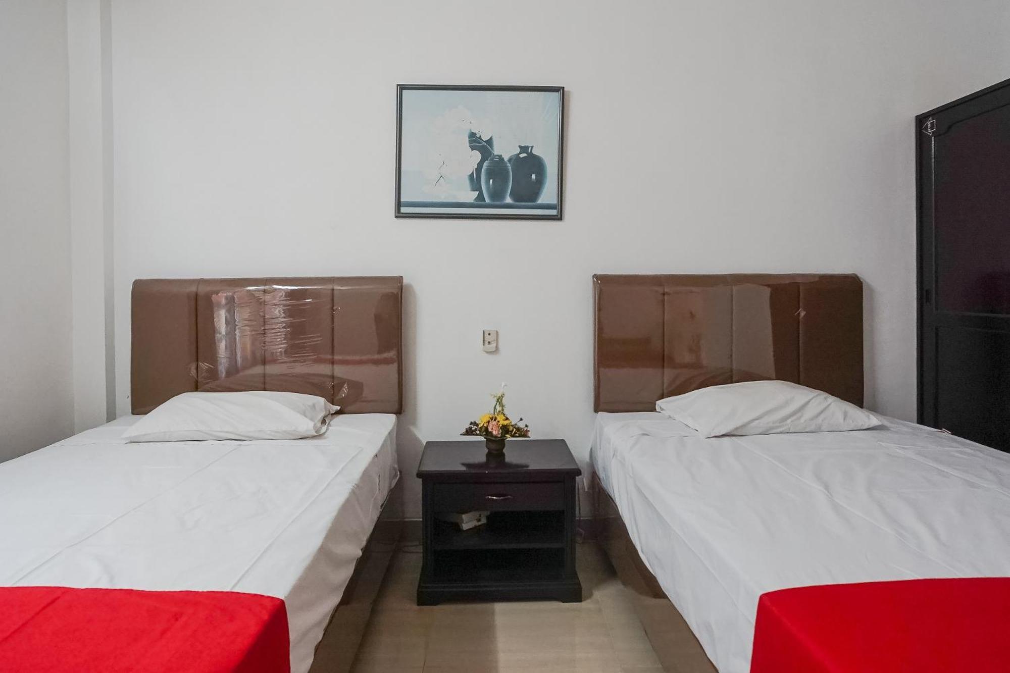 Hotel Oranjje Denpasar Exteriör bild