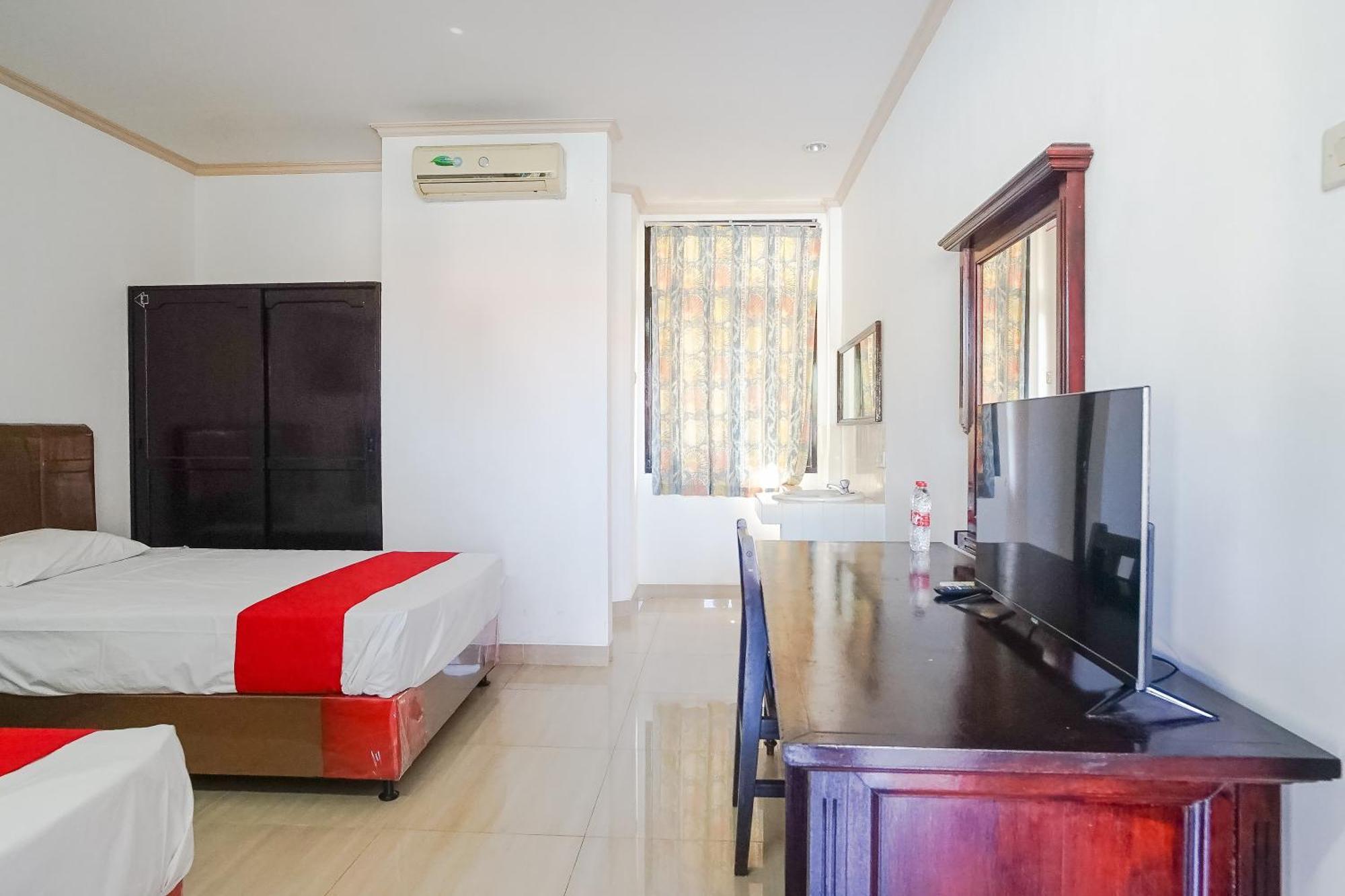 Hotel Oranjje Denpasar Exteriör bild