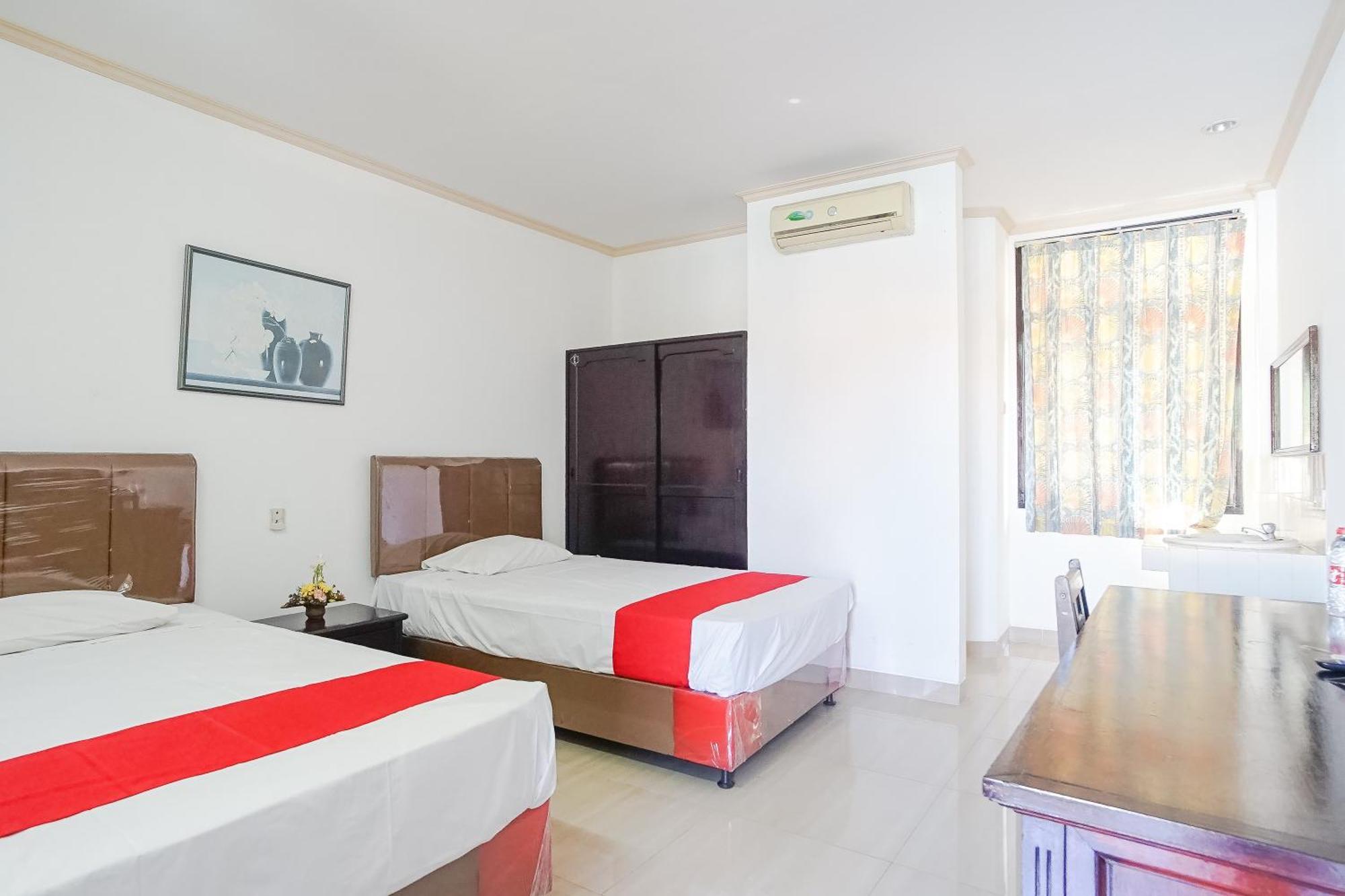 Hotel Oranjje Denpasar Exteriör bild