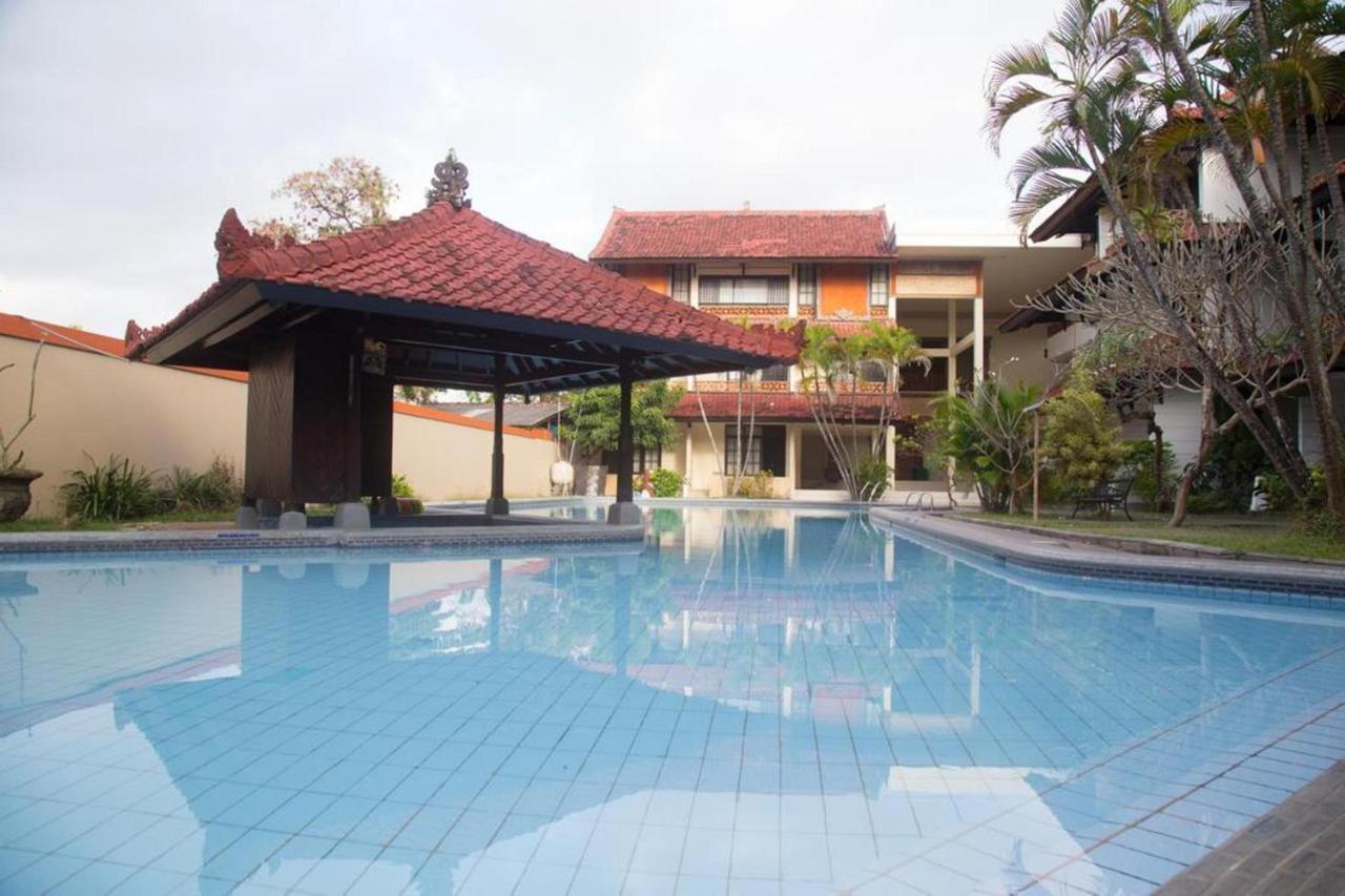Hotel Oranjje Denpasar Exteriör bild